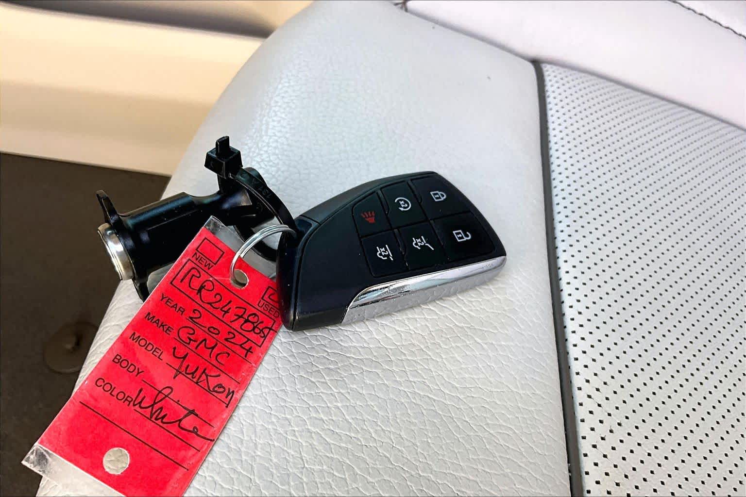 2024 GMC Yukon Denali Denali White Frost Tricoat at Lexus Southwest Houston