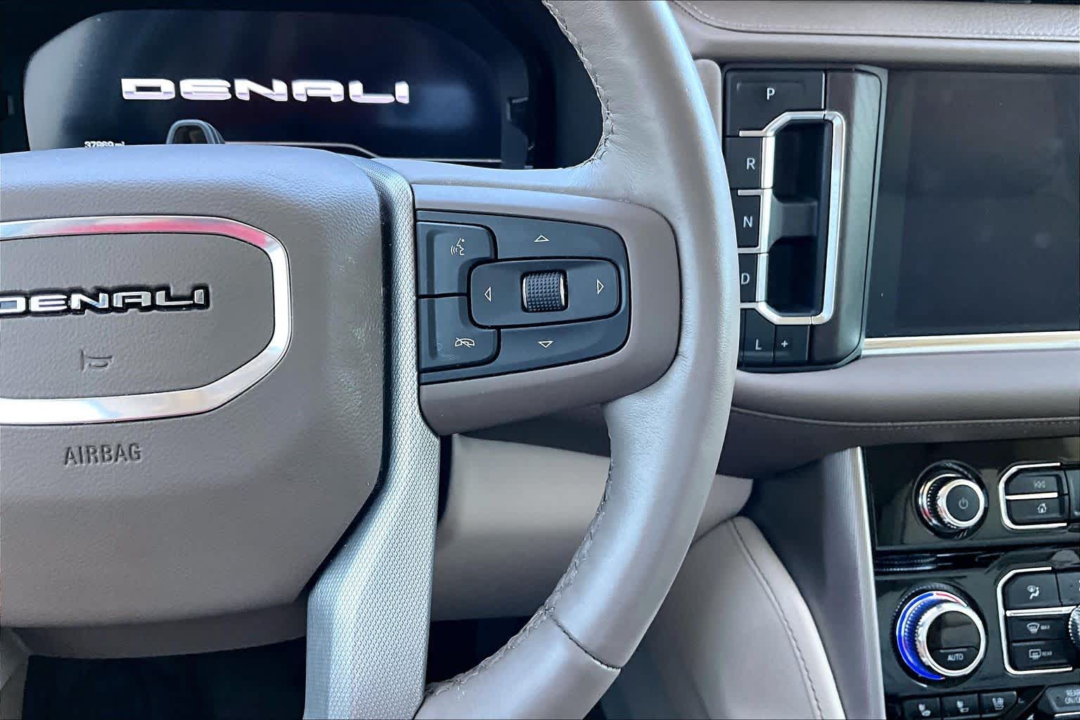 2024 GMC Yukon Denali Denali White Frost Tricoat at Lexus Southwest Houston