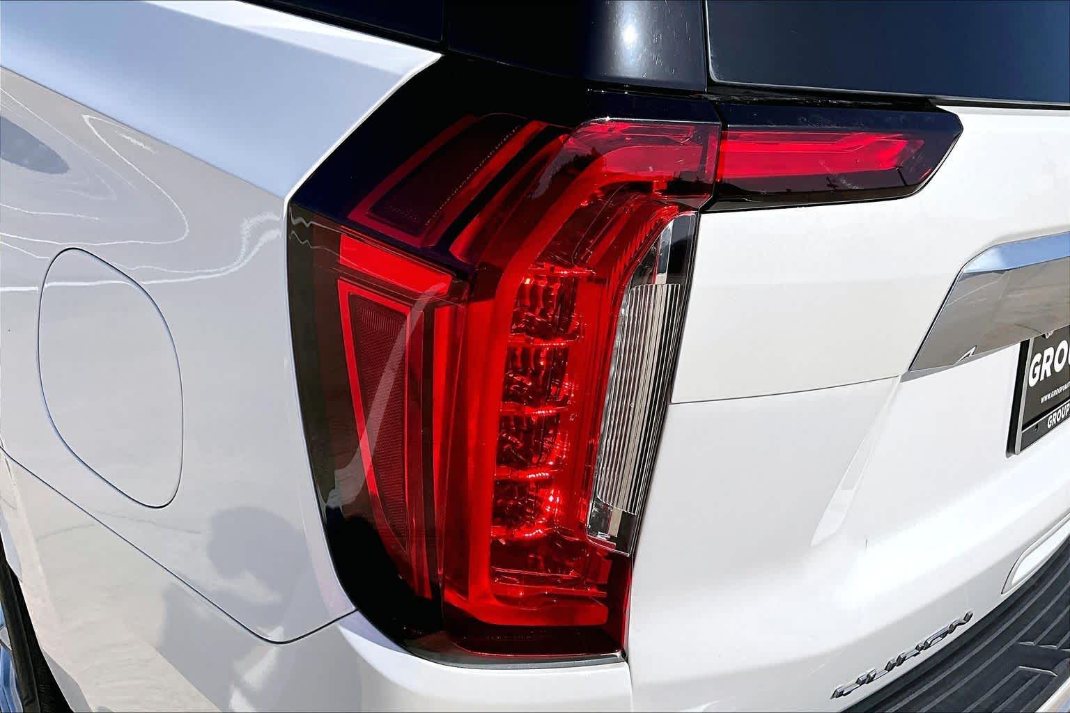 2024 GMC Yukon Denali Denali White Frost Tricoat at Lexus Southwest Houston