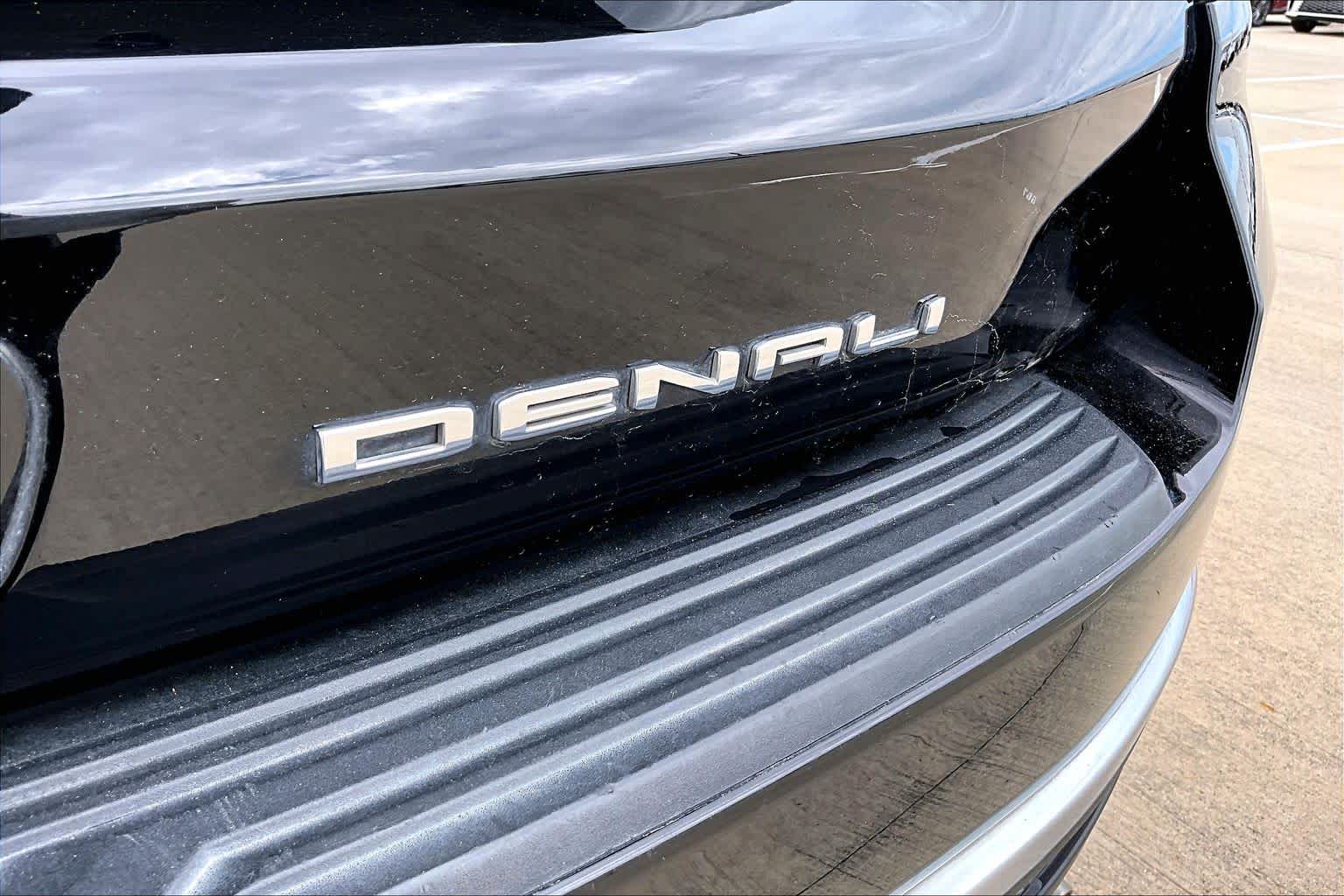 2022 GMC Yukon Denali Denali Onyx Black at Group 1 GMC Buick South
