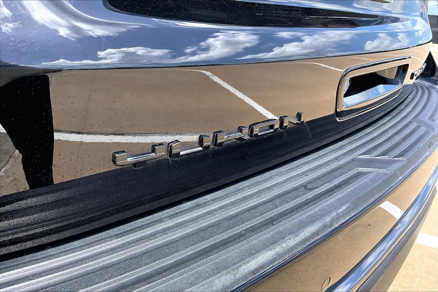 2024 GMC Yukon XL Denali Ultimate Denali Ultimate Onyx Black at Beck & Masten Kia
