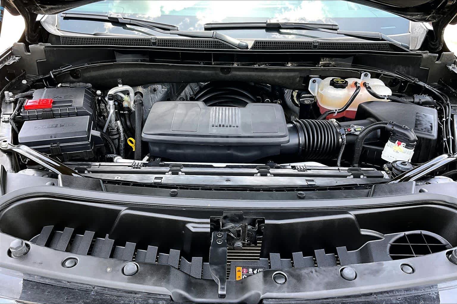 2024 GMC Yukon XL Denali Ultimate Denali Ultimate Onyx Black at Beck & Masten Kia