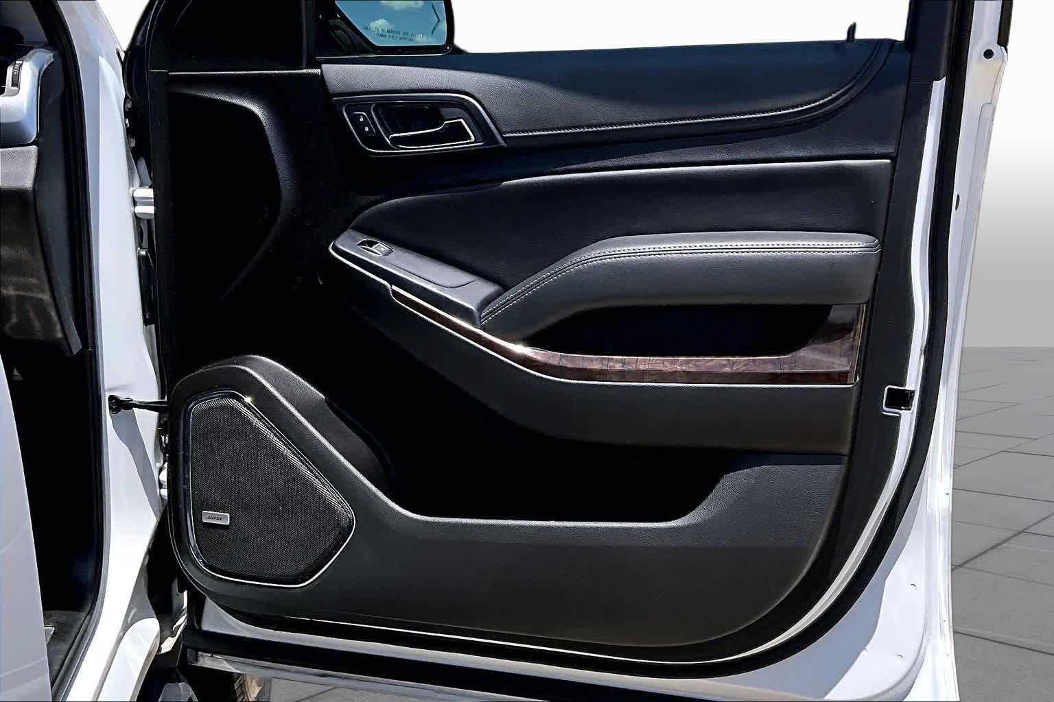 2019 Chevrolet Tahoe LT Summit White at Group 1 GMC Buick South