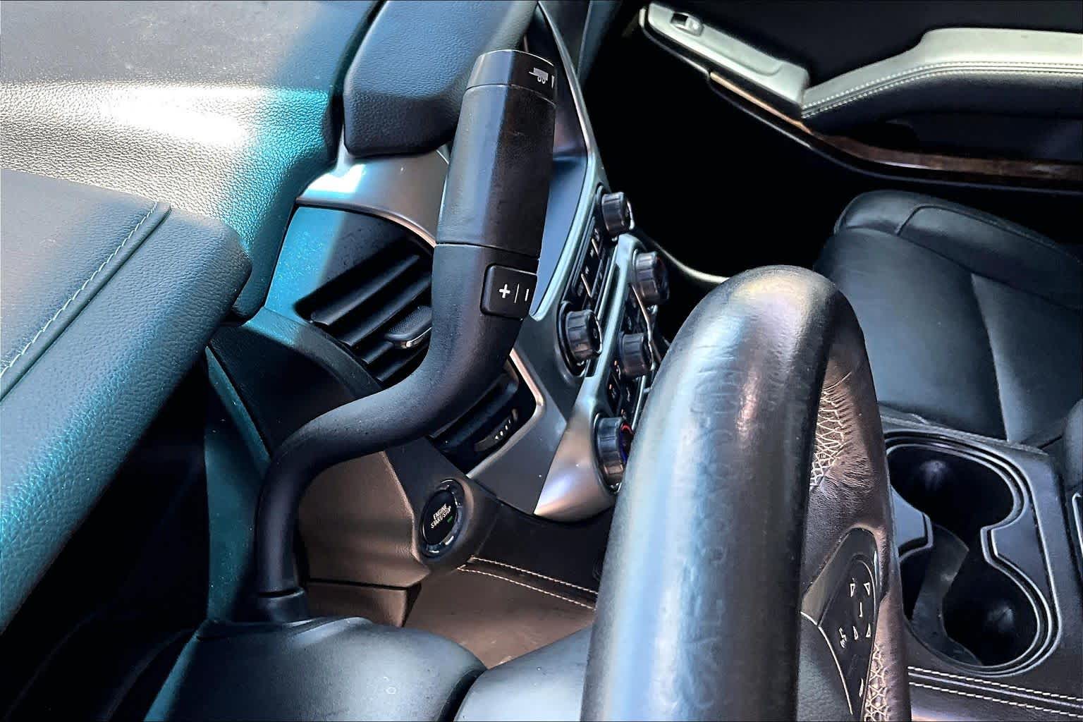 2019 Chevrolet Tahoe LT Summit White at Group 1 GMC Buick South