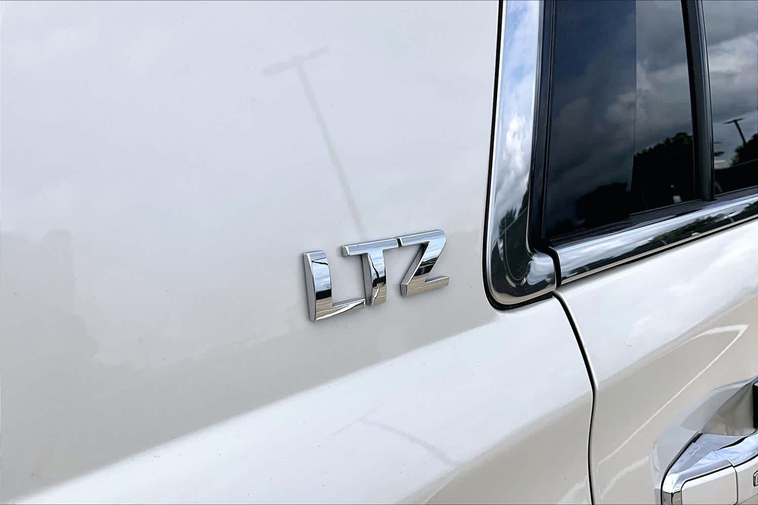 2015 Chevrolet Tahoe LTZ White Diamond Tricoat at Texan GMC Buick