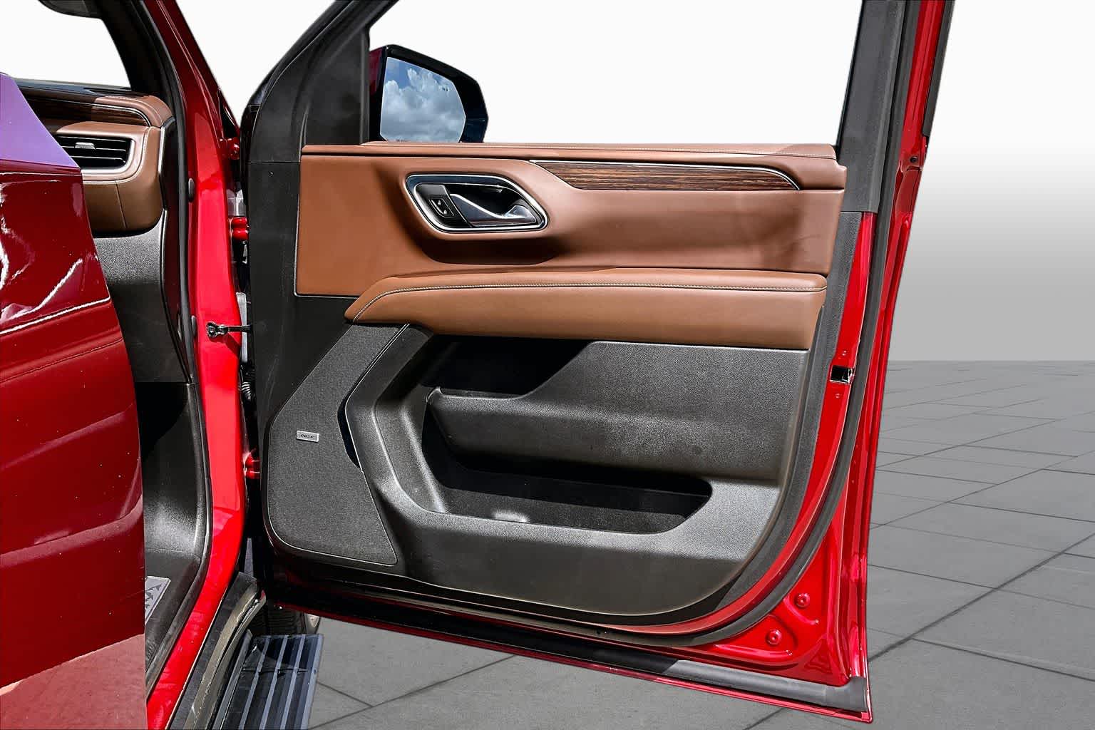 2023 Chevrolet Tahoe High Country Radiant Red Tintcoat at Robbins Nissan