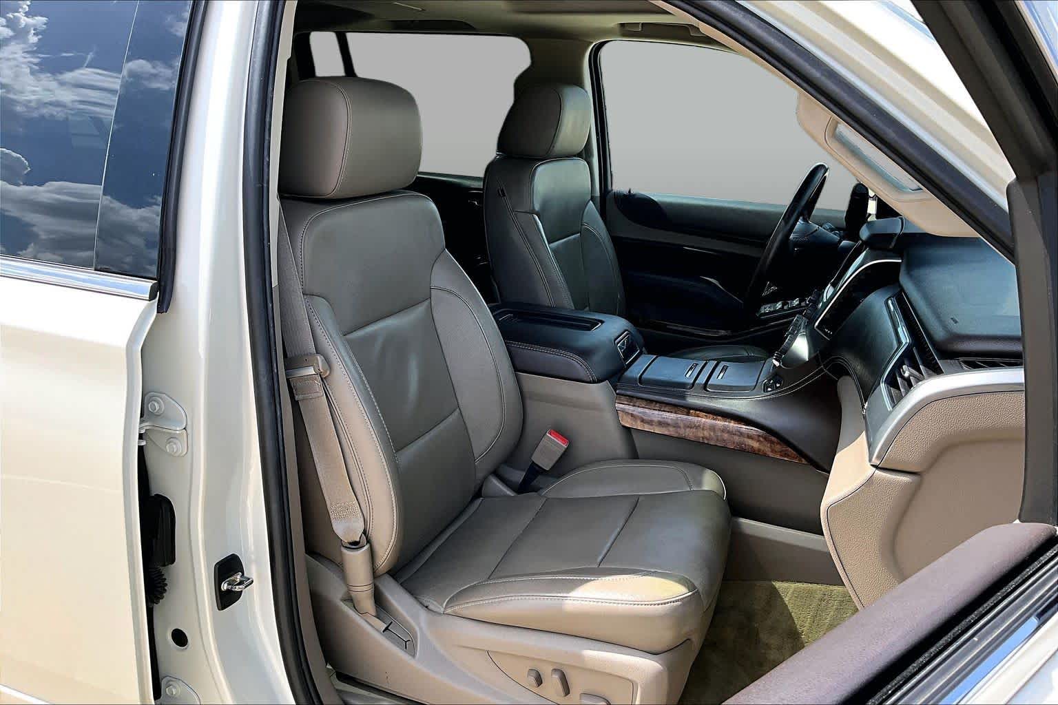 2015 Chevrolet Suburban LTZ White Diamond Tricoat at Tomball Chrysler Dodge Jeep Ram