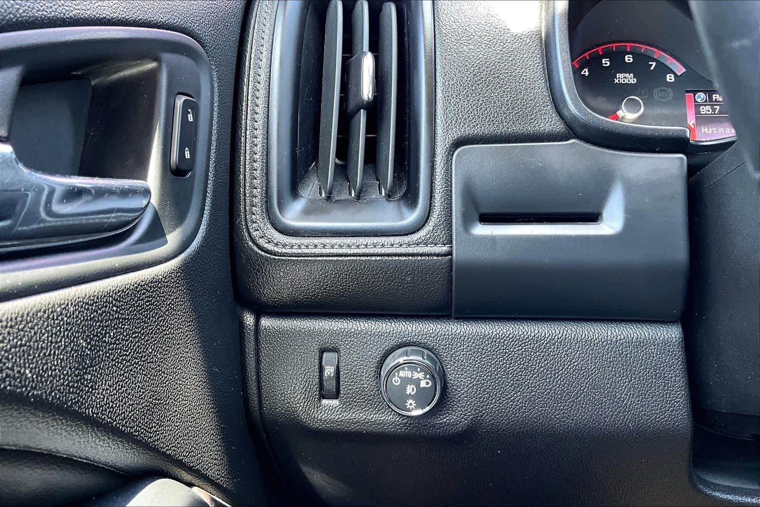 2016 GMC Canyon 2WD SLT Quicksilver Metallic at AutoNation Chevrolet Gulf Fwy