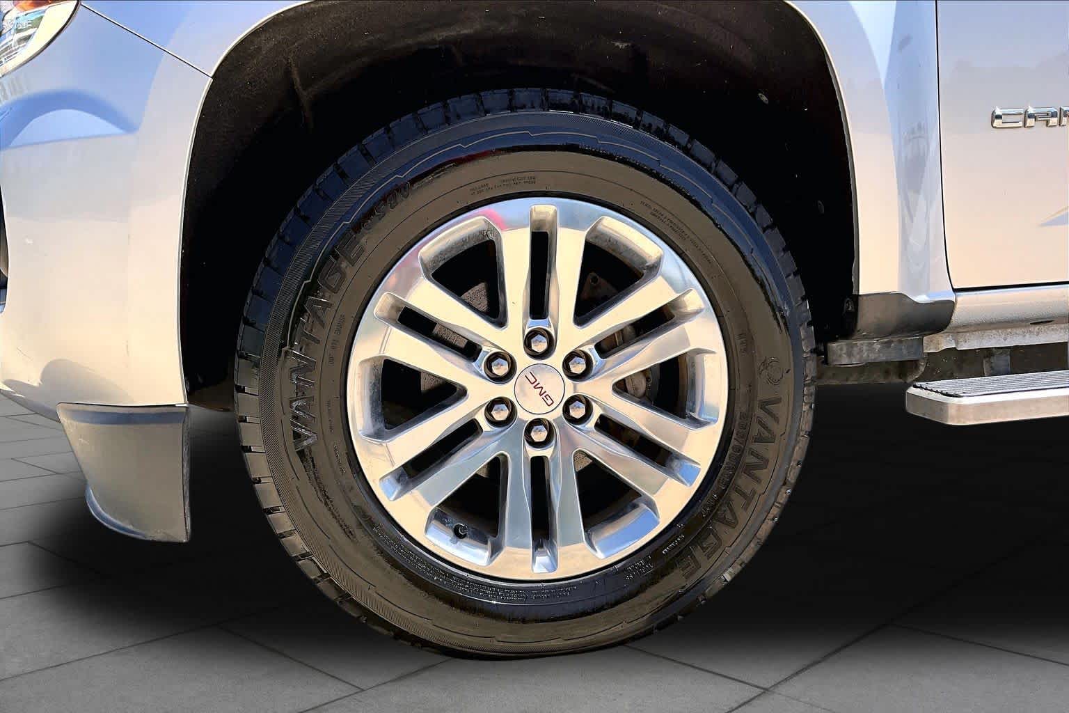 2016 GMC Canyon 2WD SLT Quicksilver Metallic at AutoNation Chevrolet Gulf Fwy
