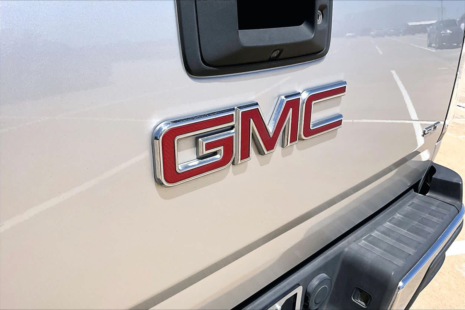 2016 GMC Canyon 2WD SLT Quicksilver Metallic at AutoNation Chevrolet Gulf Fwy