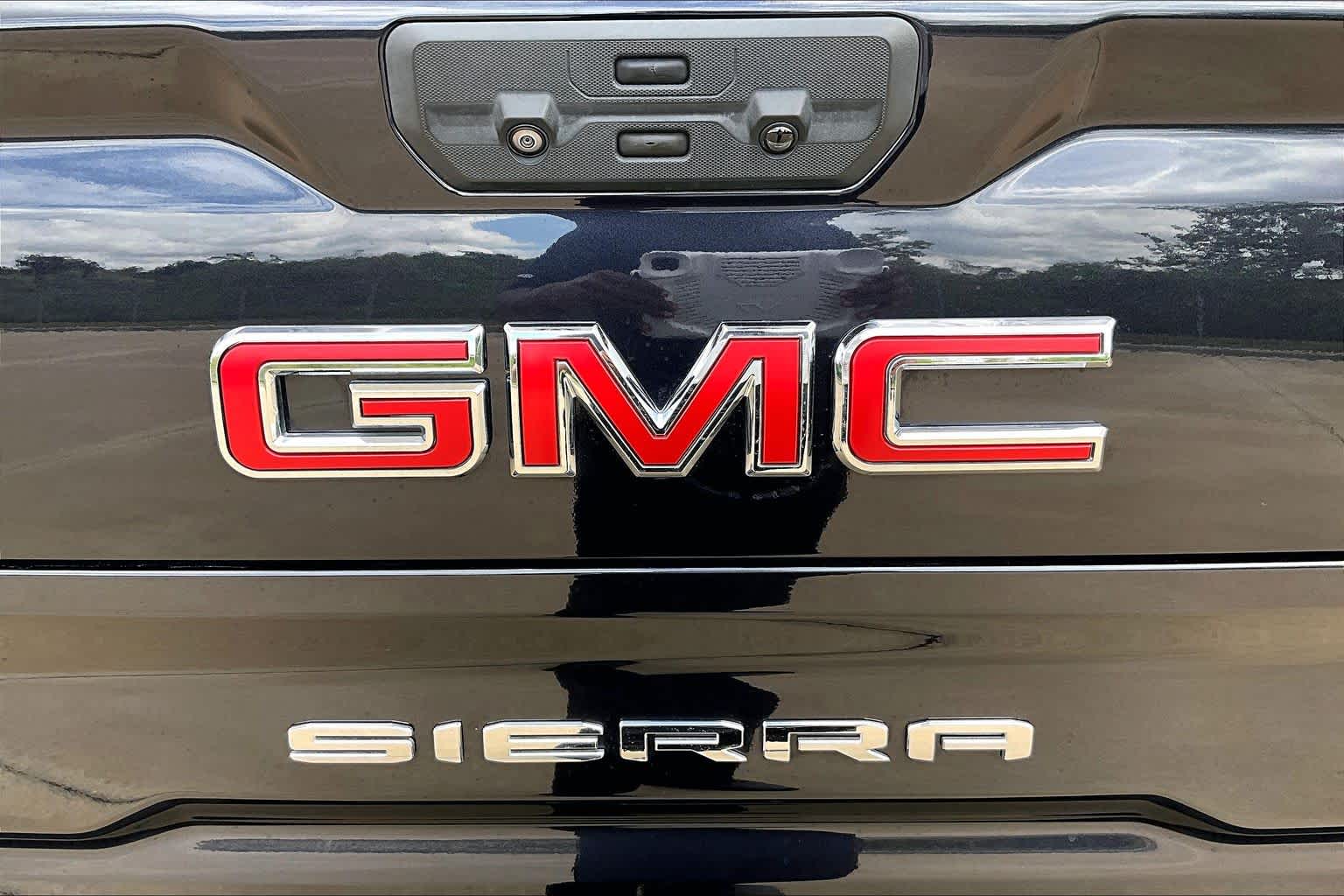 2022 GMC Sierra 1500 photo 31 of 37