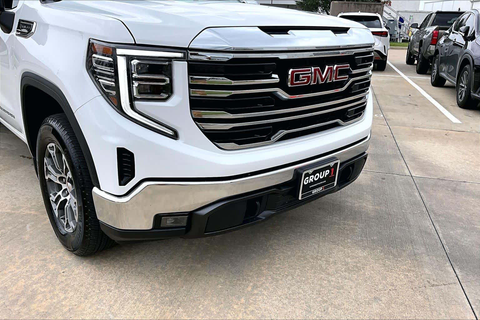 2026 GMC Sierra 1500 SLT Summit White at Texan GMC Buick