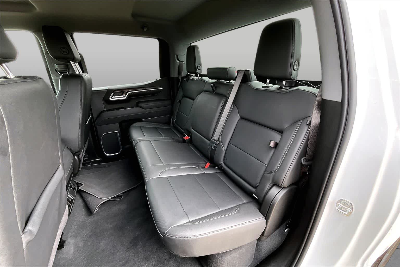 2026 GMC Sierra 1500 SLT Summit White at Texan GMC Buick