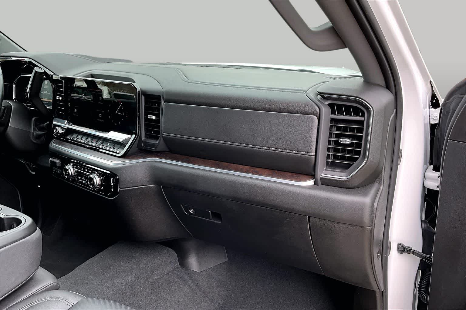 2026 GMC Sierra 1500 SLT Summit White at Texan GMC Buick