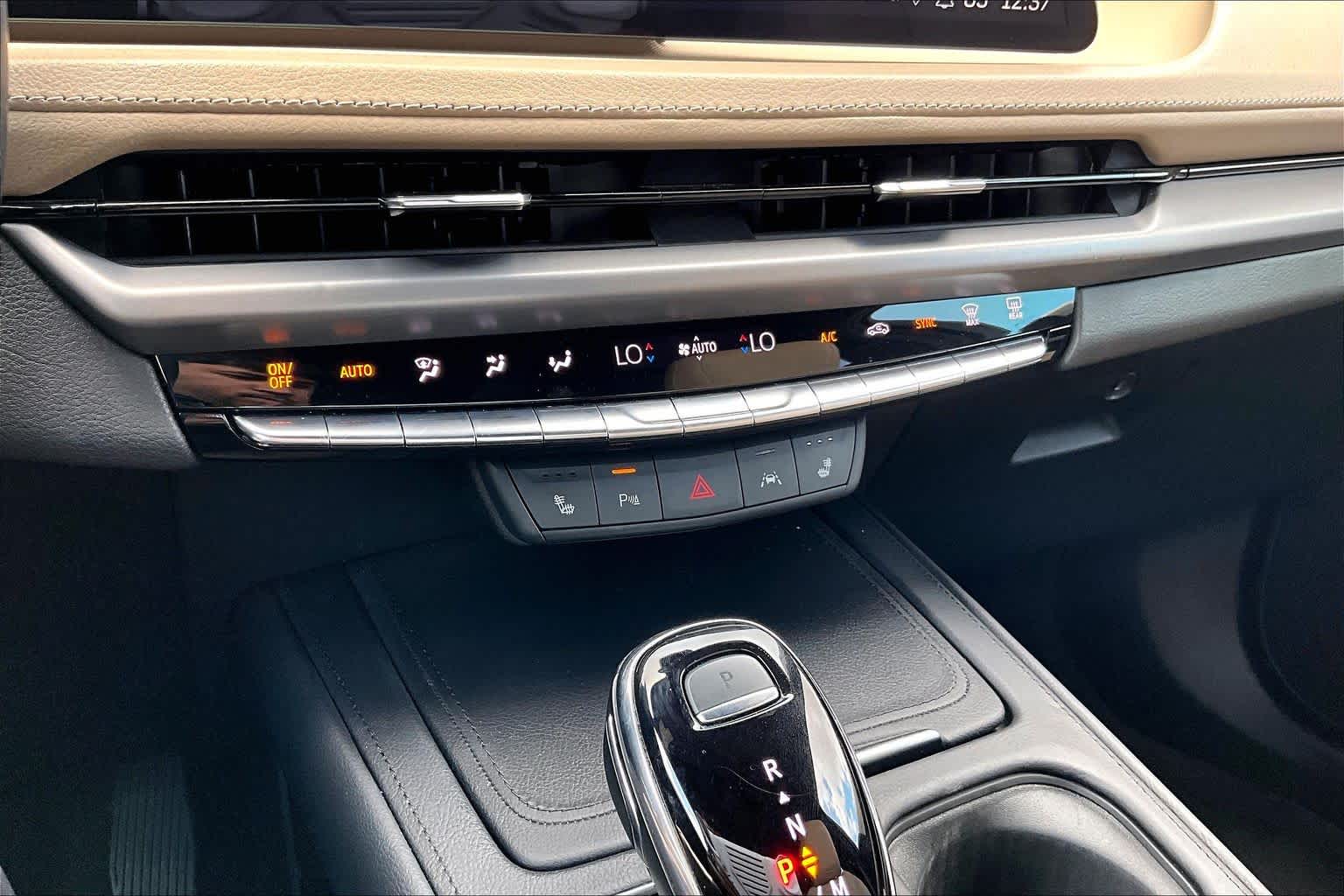 2024 Cadillac XT4 FWD Luxury Argent Silver Metallic at Ron Craft Chevrolet Cadillac