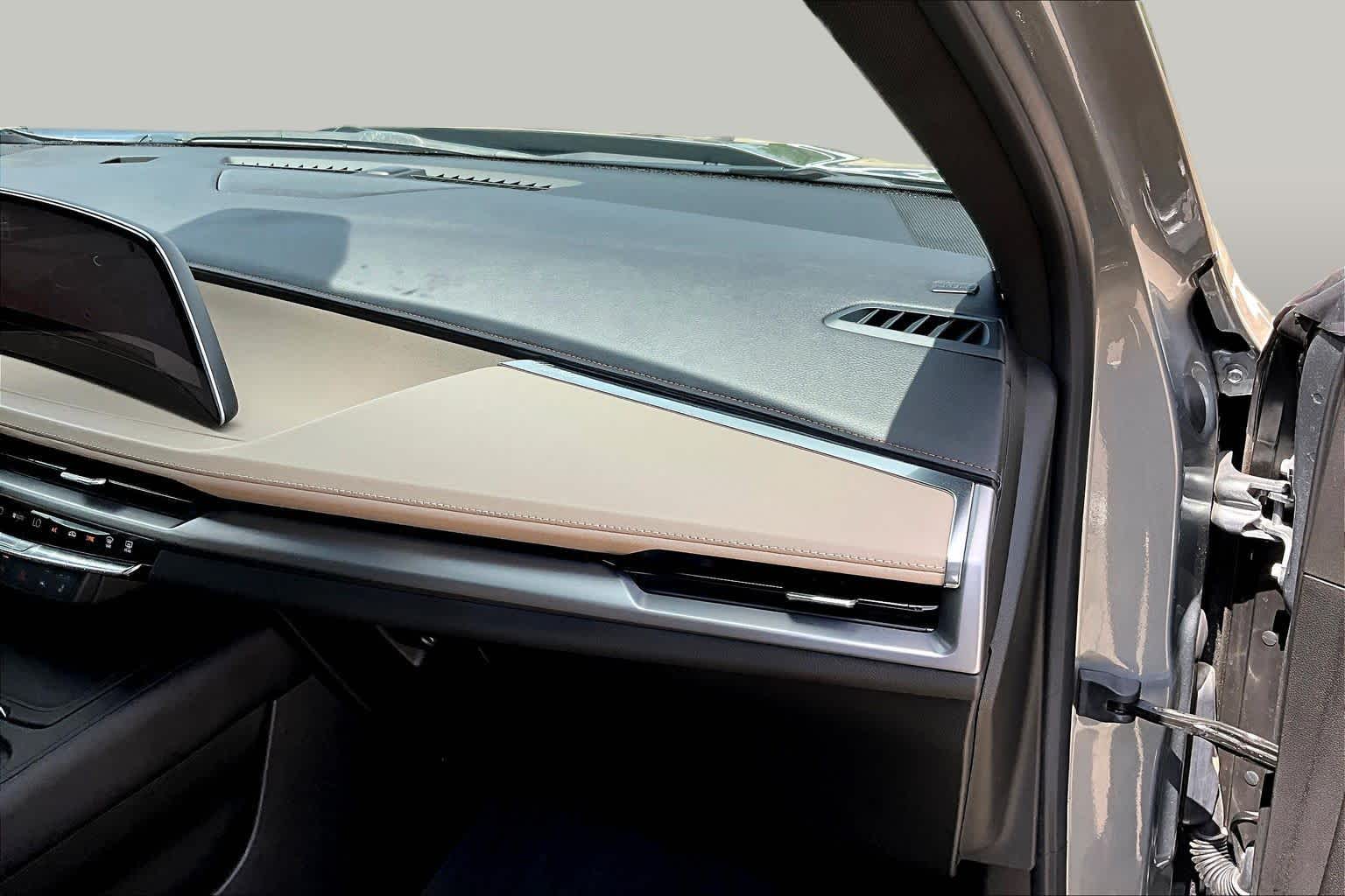 2024 Cadillac XT4 FWD Luxury Argent Silver Metallic at Ron Craft Chevrolet Cadillac