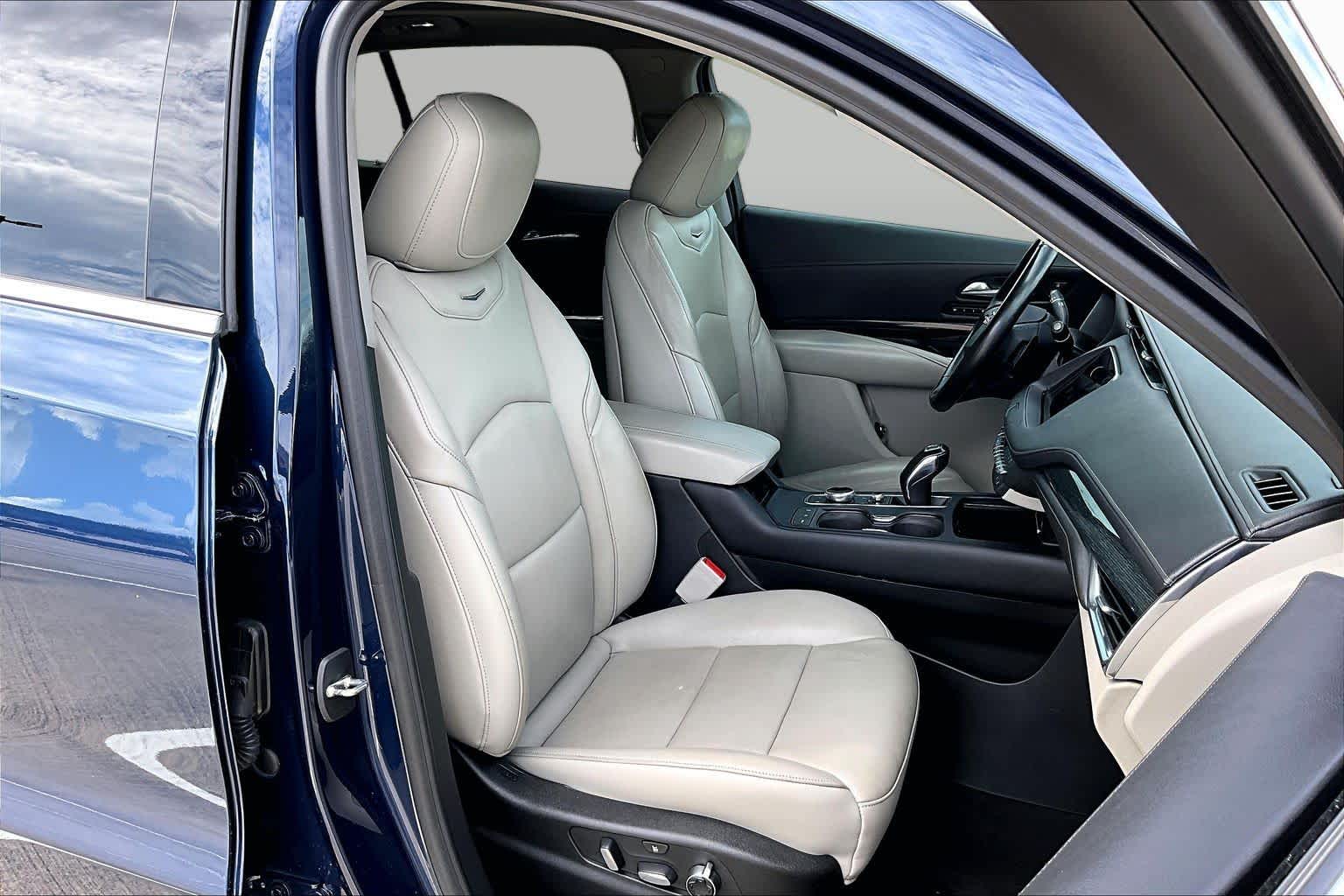 2019 Cadillac XT4 photo 9 of 36