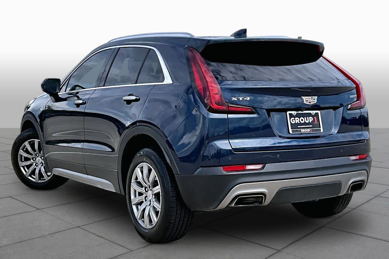 2019 Cadillac XT4 photo 12 of 36