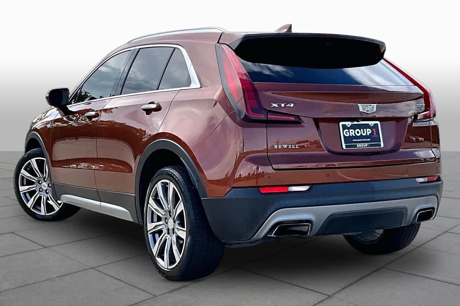 2019 Cadillac XT4 photo 12 of 37