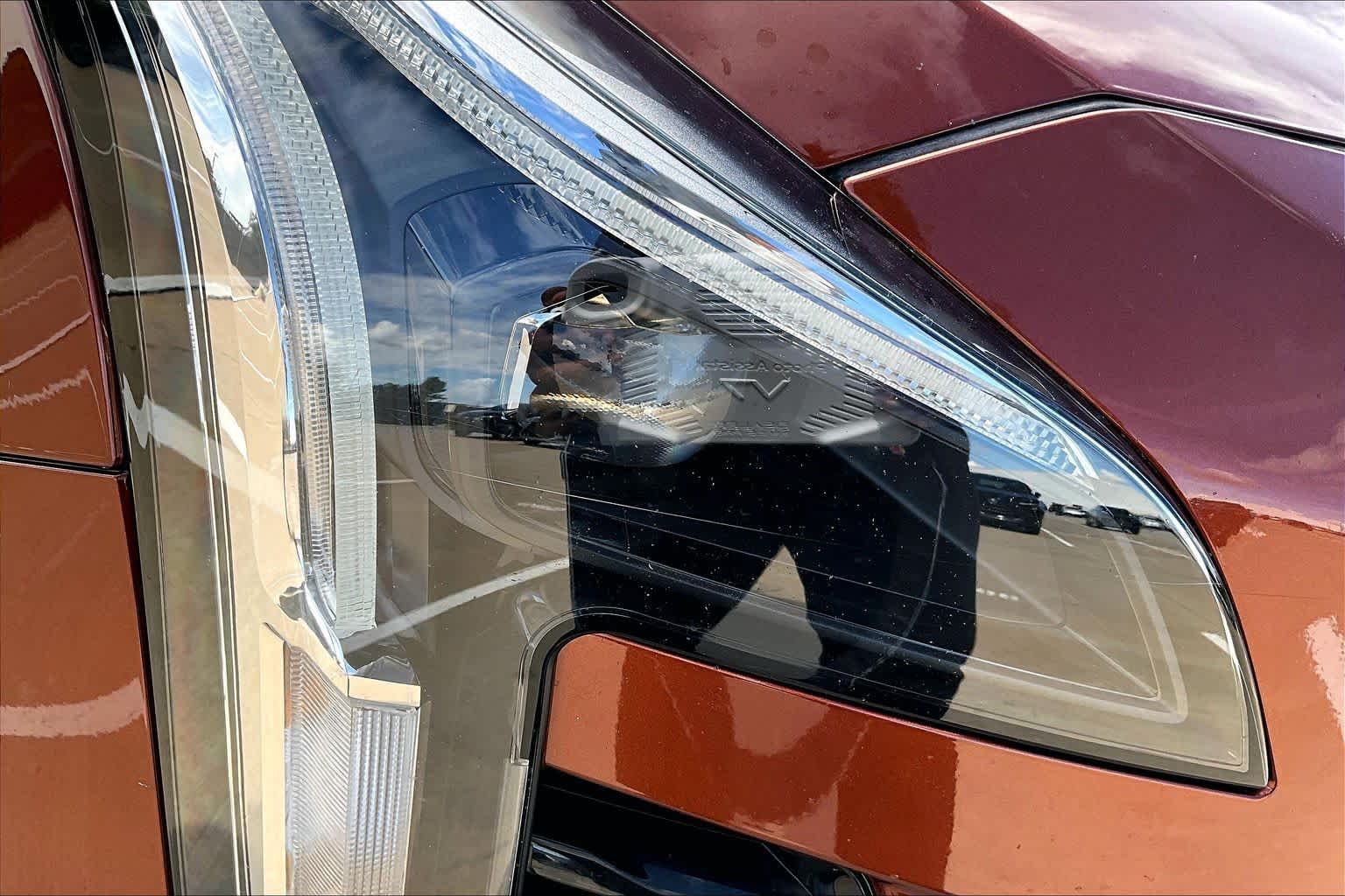 2019 Cadillac XT4 photo 28 of 37