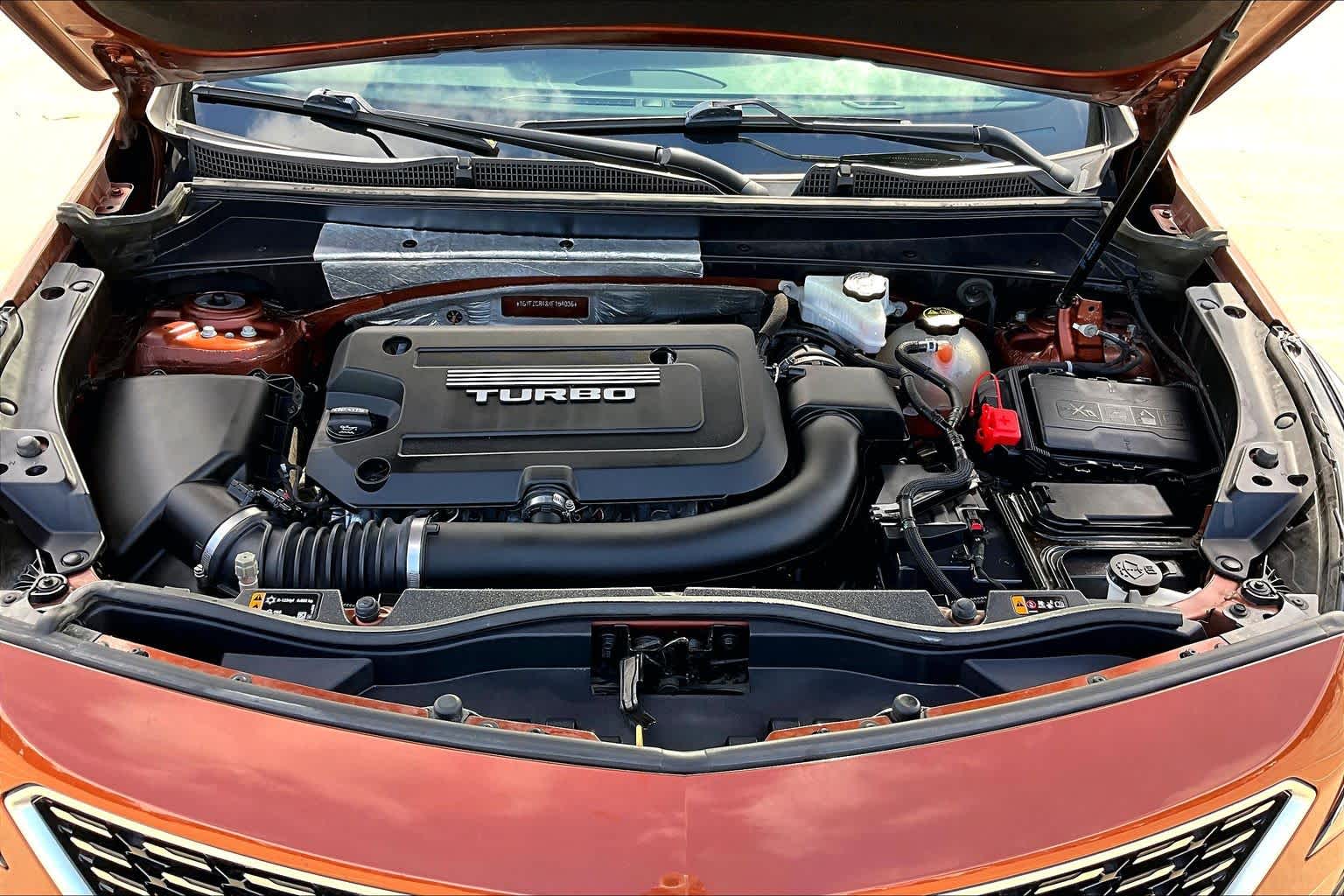 2019 Cadillac XT4 photo 32 of 37