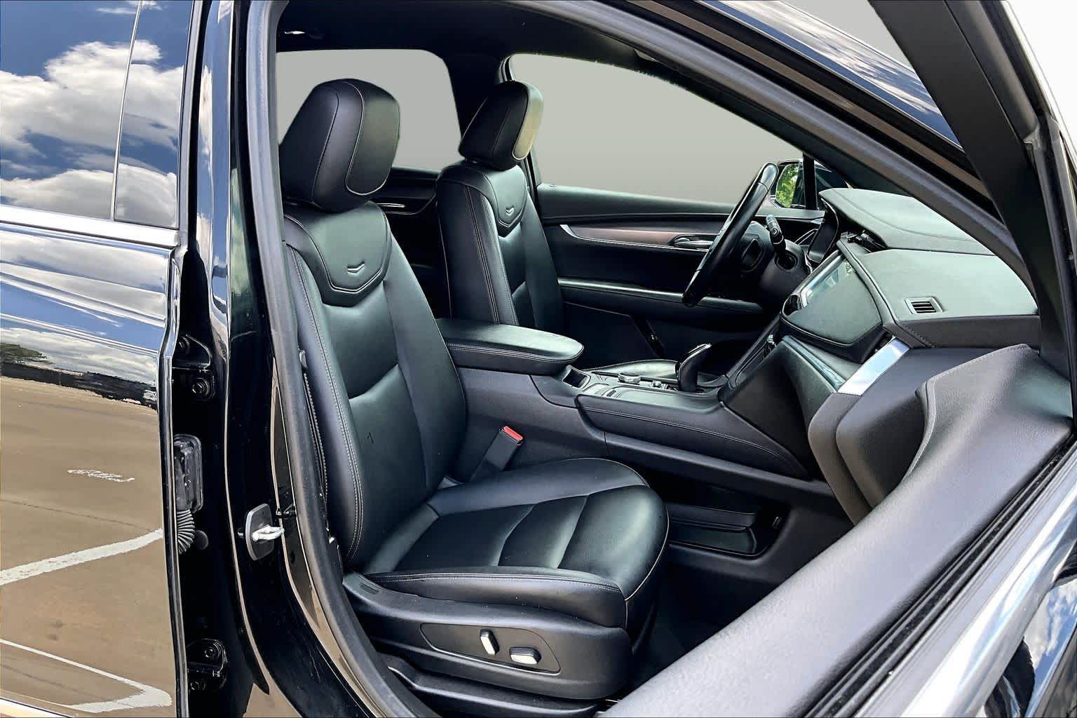 2022 Cadillac XT5 FWD Luxury Stellar Black Metallic at Lone Star Chevrolet