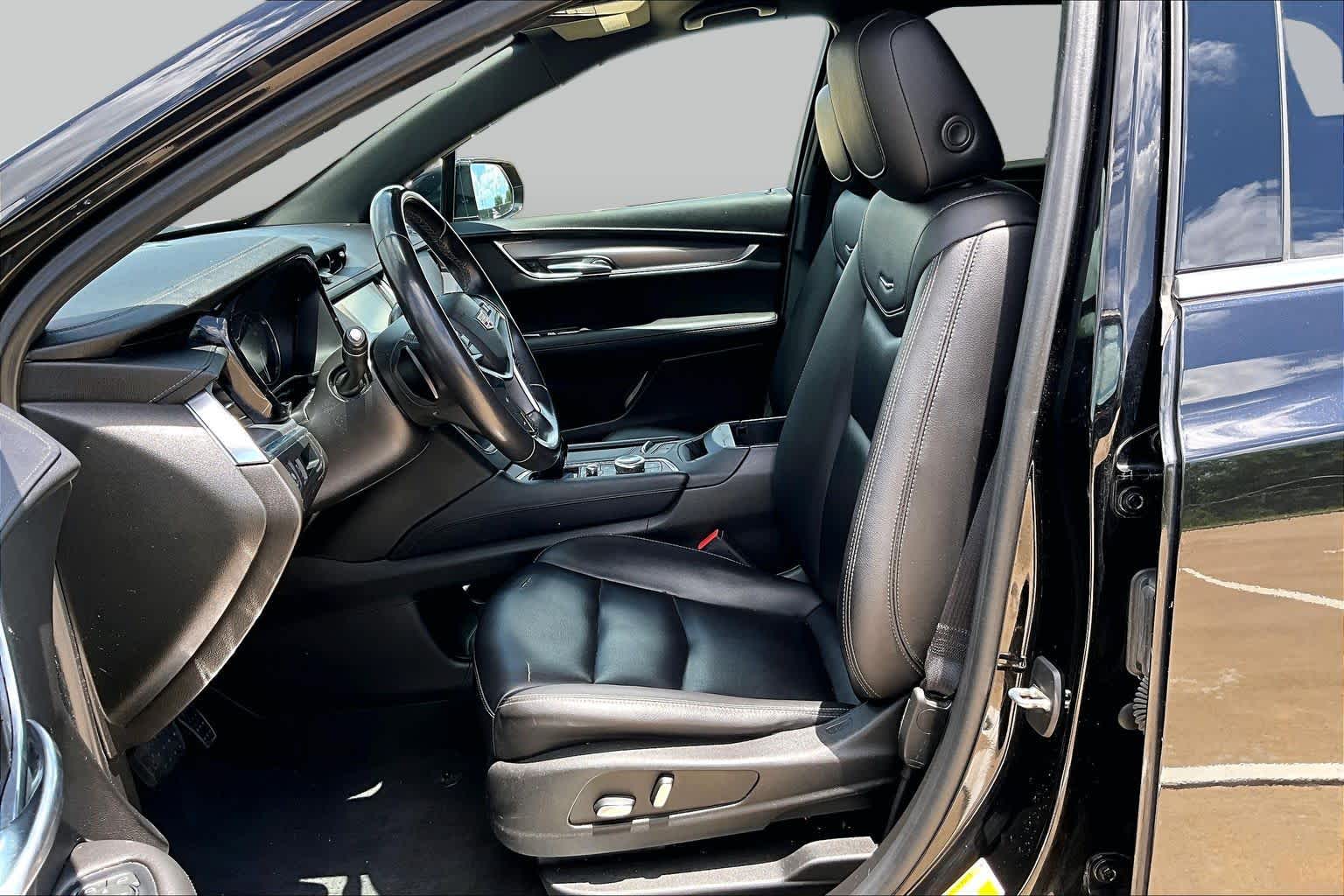 2022 Cadillac XT5 FWD Luxury Stellar Black Metallic at Lone Star Chevrolet