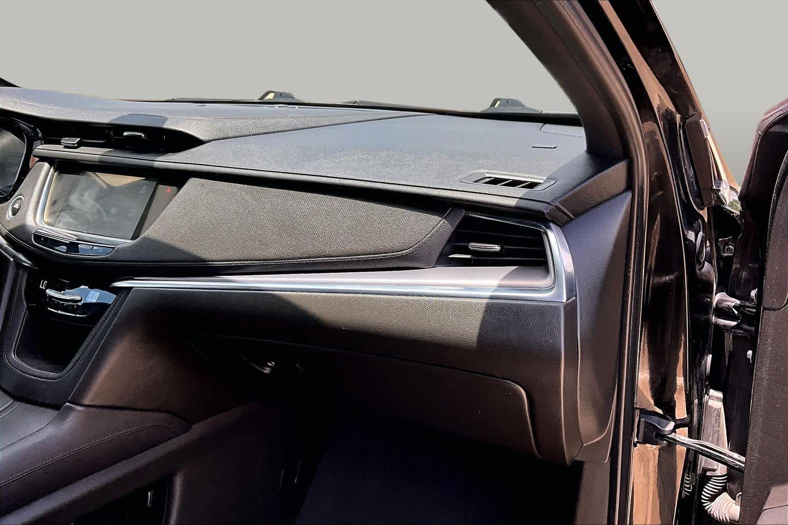 2022 Cadillac XT5 FWD Luxury Stellar Black Metallic at Lone Star Chevrolet