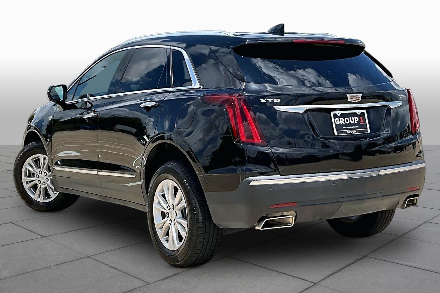 2022 Cadillac XT5 FWD Luxury Stellar Black Metallic at Lone Star Chevrolet