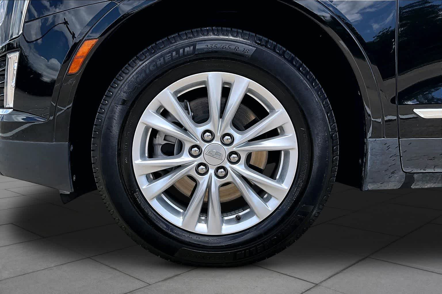 2022 Cadillac XT5 FWD Luxury Stellar Black Metallic at Ron Craft Chevrolet Cadillac
