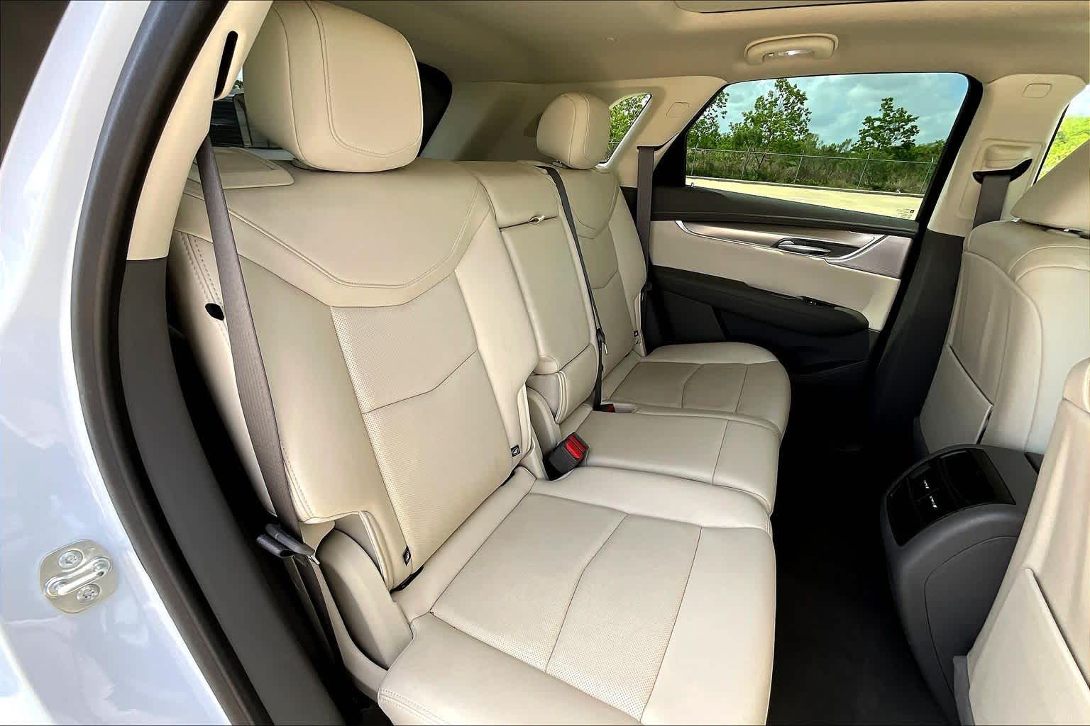 2024 Cadillac XT5 FWD Premium Luxury Crystal White Tricoat at Ron Craft Chevrolet Cadillac