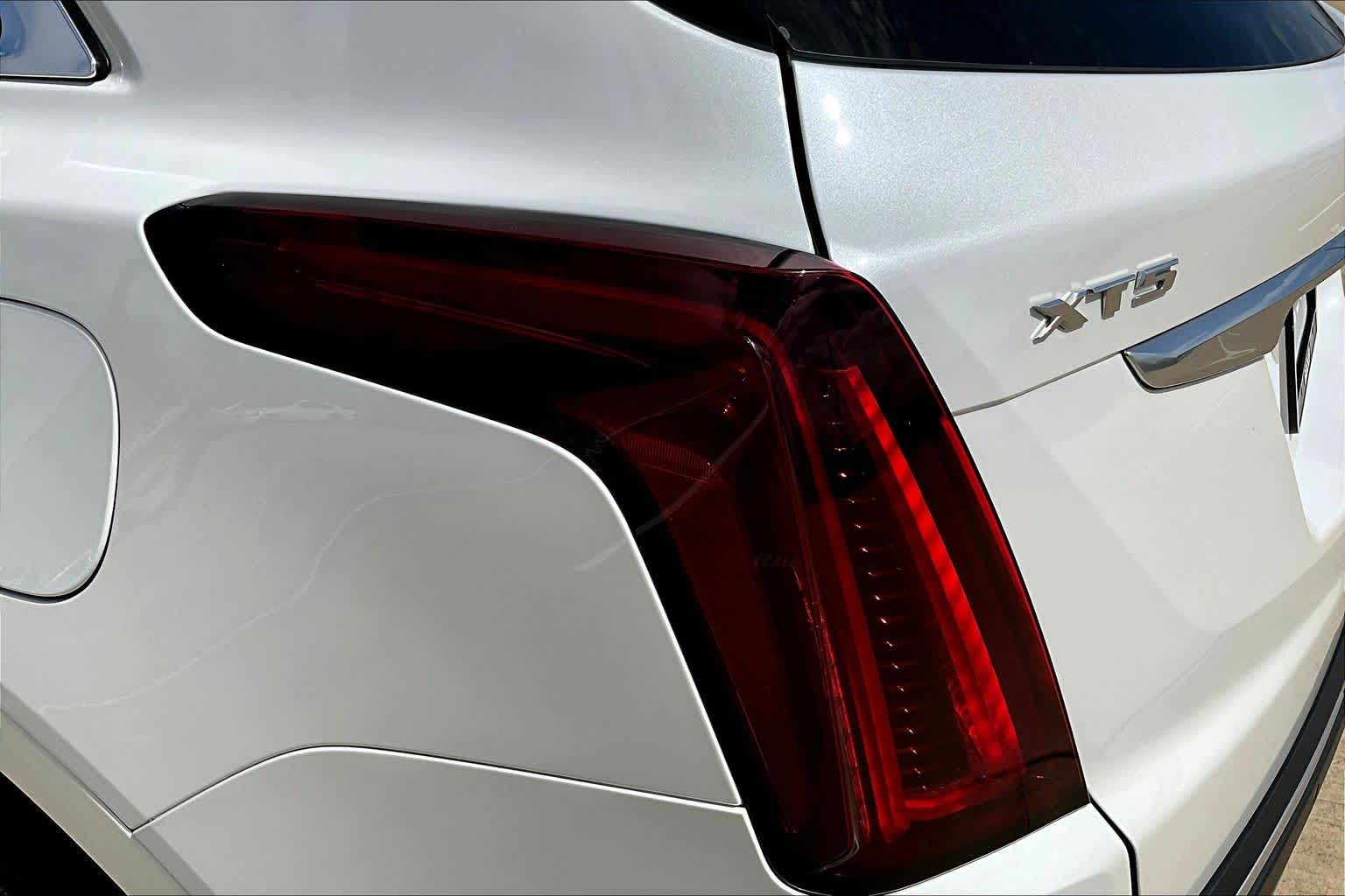 2024 Cadillac XT5 FWD Premium Luxury Crystal White Tricoat at Ron Craft Chevrolet Cadillac