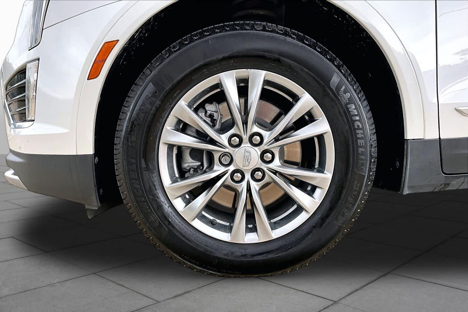 2023 Cadillac XT5 FWD Premium Luxury Crystal White Tricoat at Lexus of Clear Lake