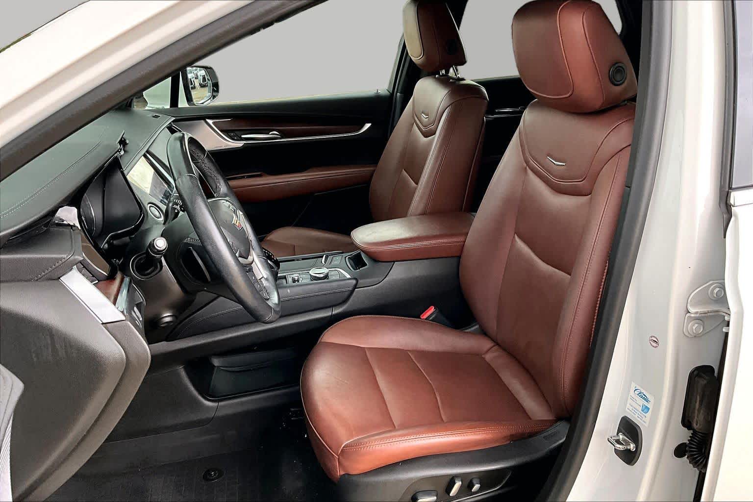 2023 Cadillac XT5 FWD Premium Luxury Crystal White Tricoat at Lexus of Clear Lake