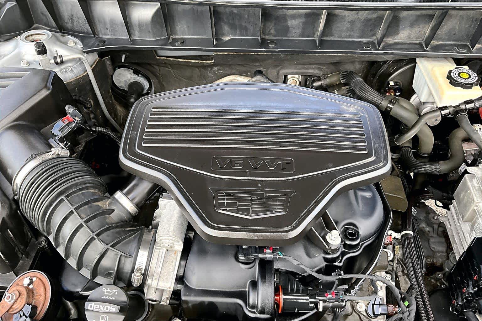 2018 Cadillac XT5 Premium Luxury FWD Radiant Silver Metallic at Mac Haik Ford