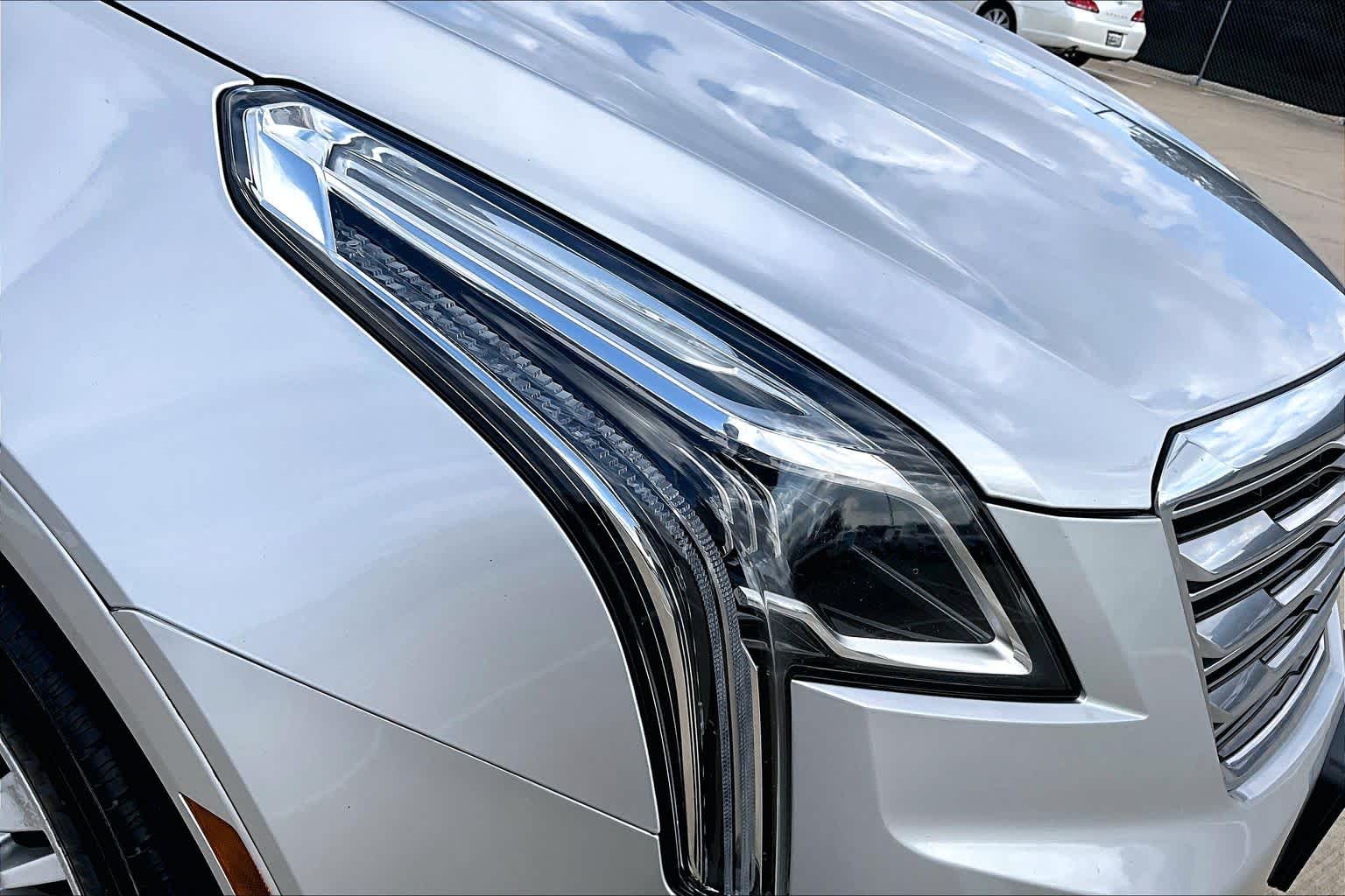 2018 Cadillac XT5 Premium Luxury FWD Radiant Silver Metallic at Mac Haik Ford