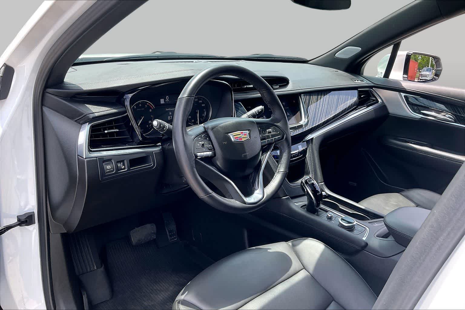 2024 Cadillac XT6 FWD Premium Luxury Crystal White Tricoat at Group 1 Toyota Southwest