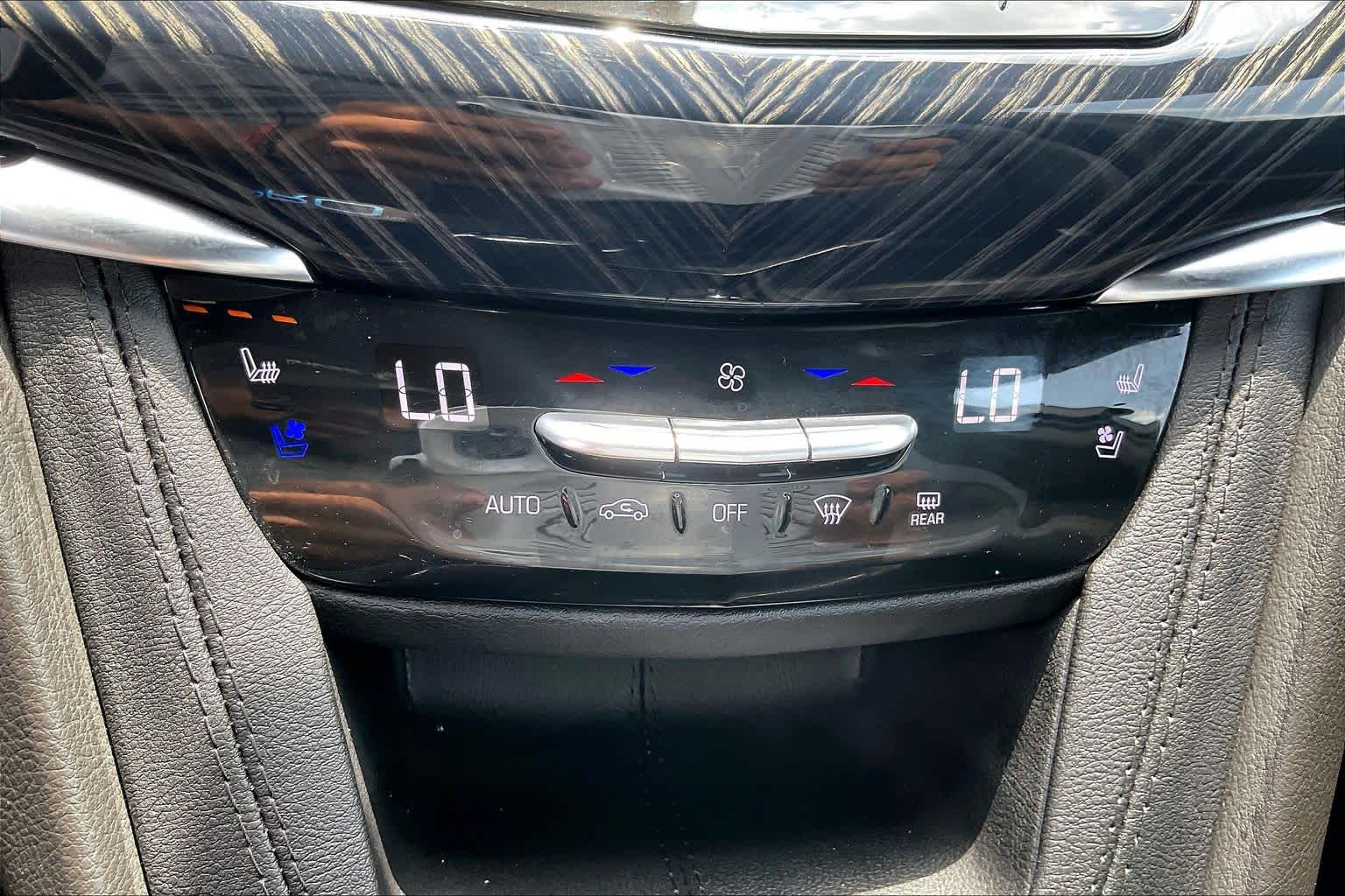 2024 Cadillac XT6 FWD Premium Luxury Crystal White Tricoat at Group 1 Toyota Southwest