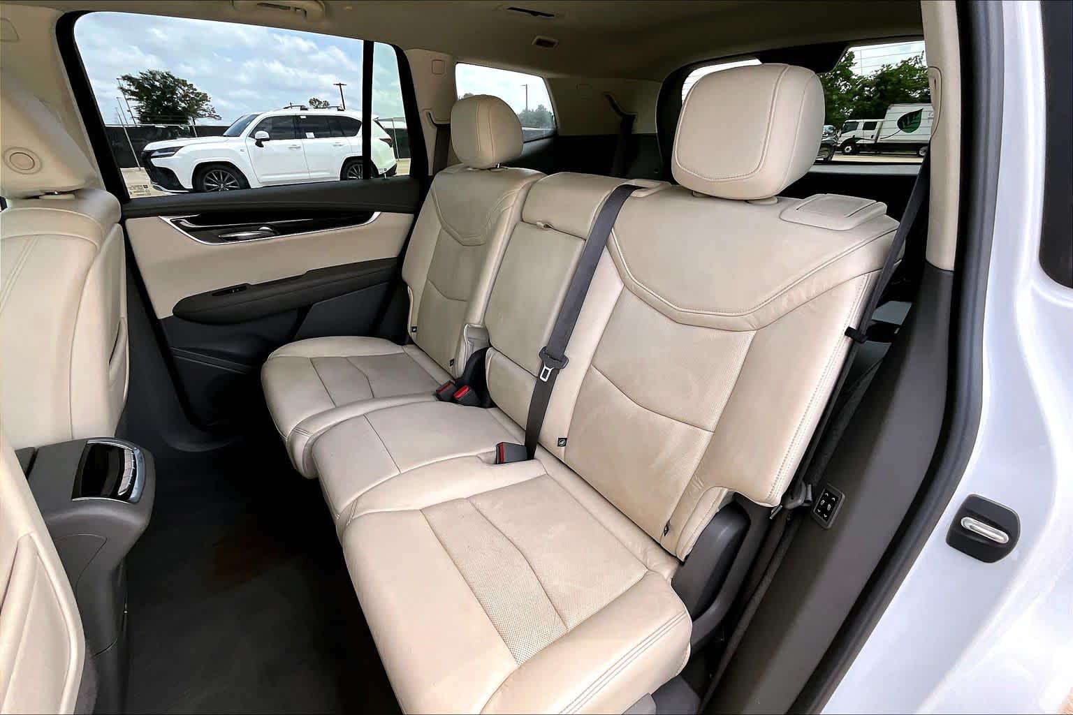 2020 Cadillac XT6 FWD Premium Luxury Crystal White Tricoat at AutoNation USA Houston