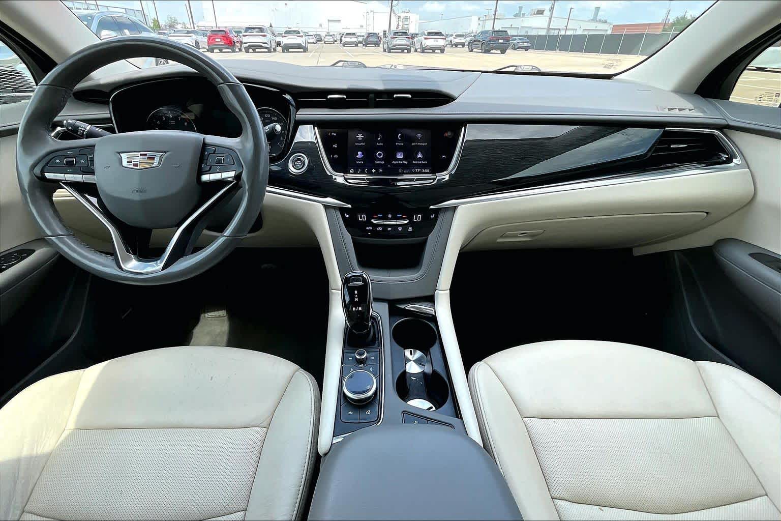 2020 Cadillac XT6 FWD Premium Luxury Crystal White Tricoat at AutoNation USA Houston