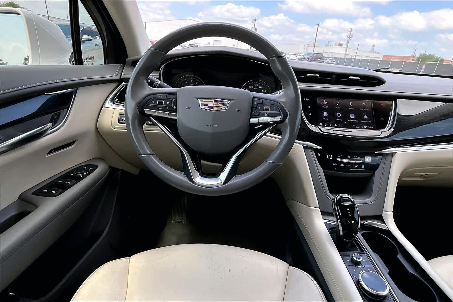 2020 Cadillac XT6 FWD Premium Luxury Crystal White Tricoat at AutoNation USA Houston