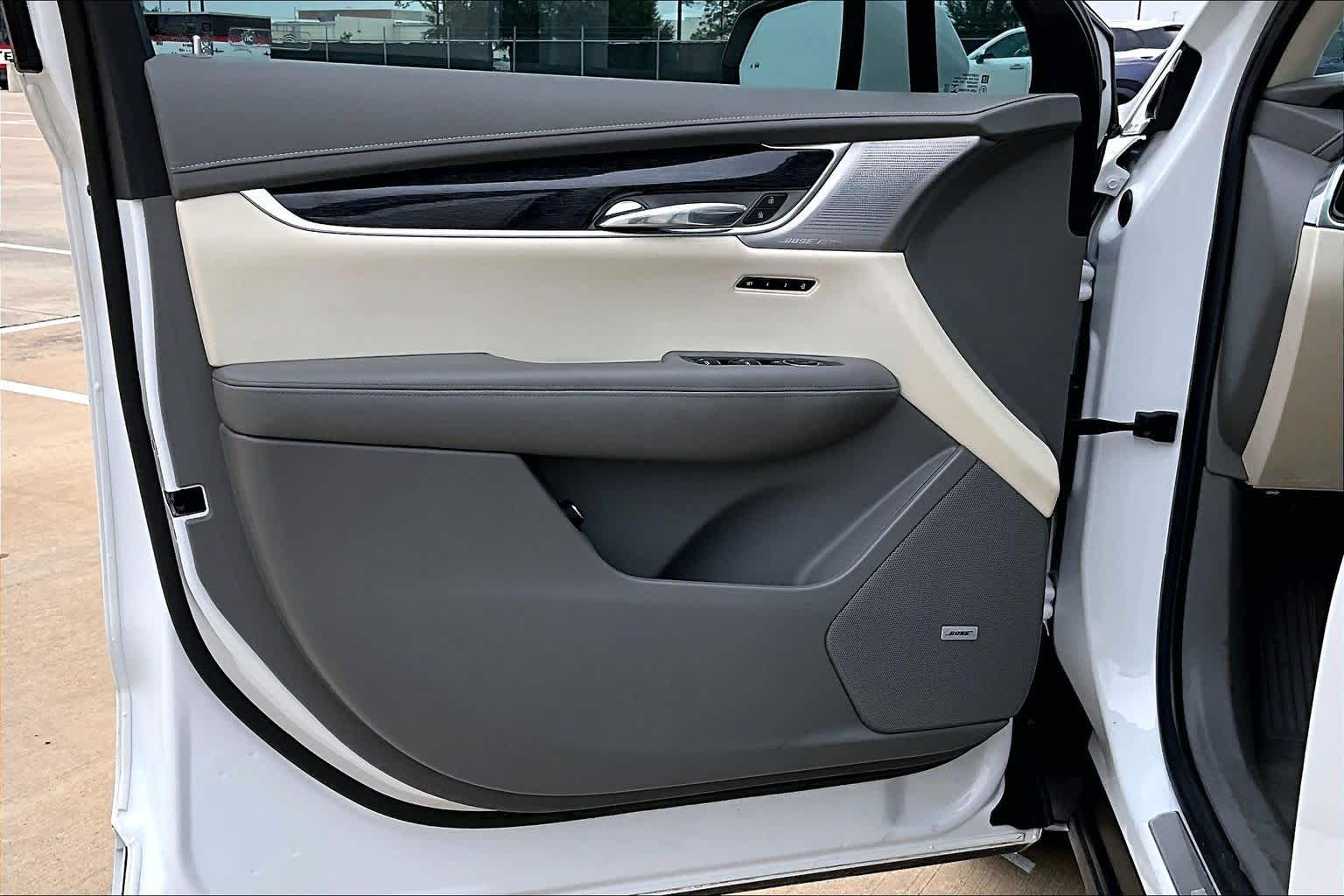 2022 Cadillac XT6 Premium Luxury Crystal White Tricoat at Westside Kia