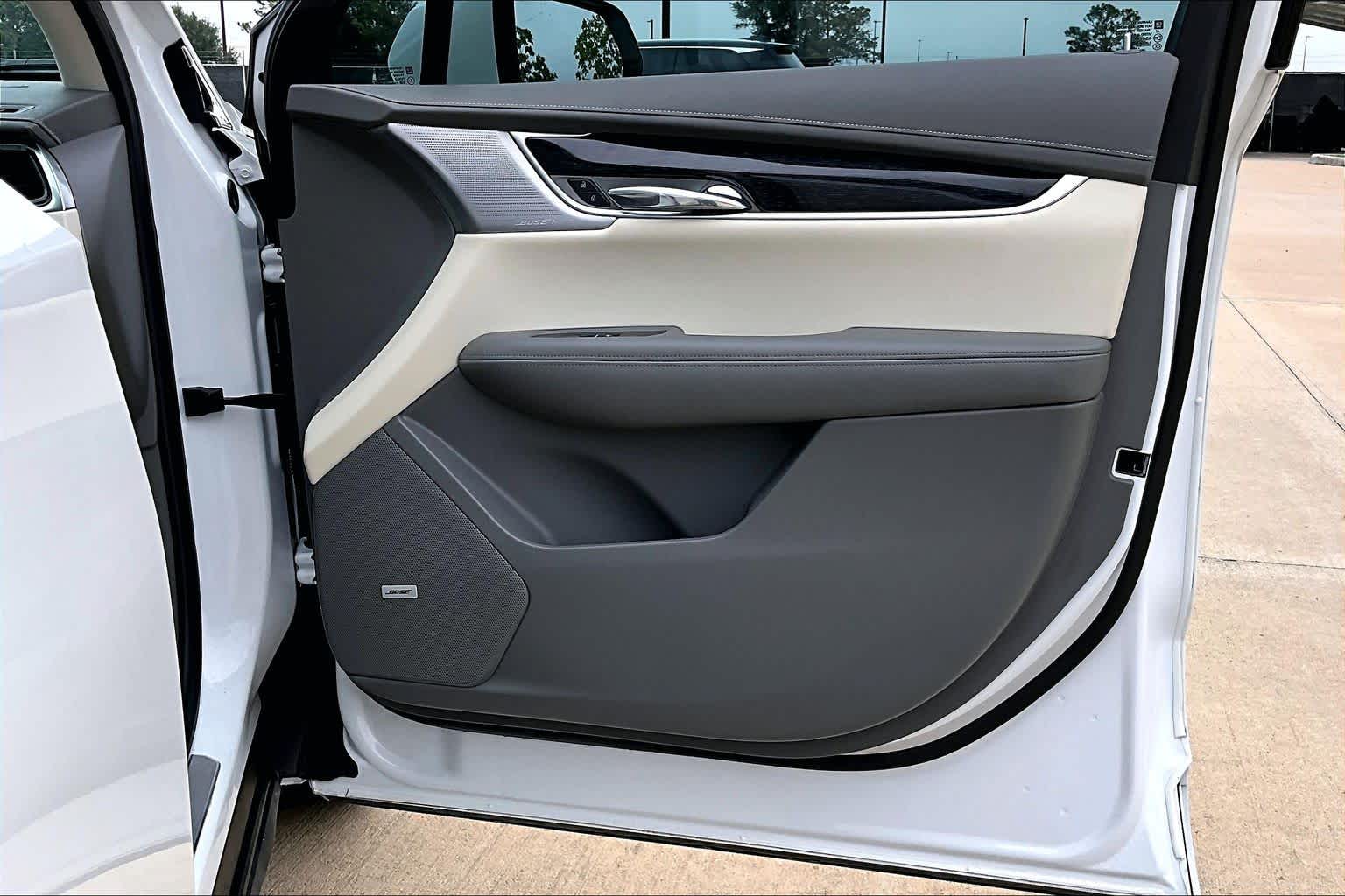 2022 Cadillac XT6 Premium Luxury Crystal White Tricoat at Westside Kia