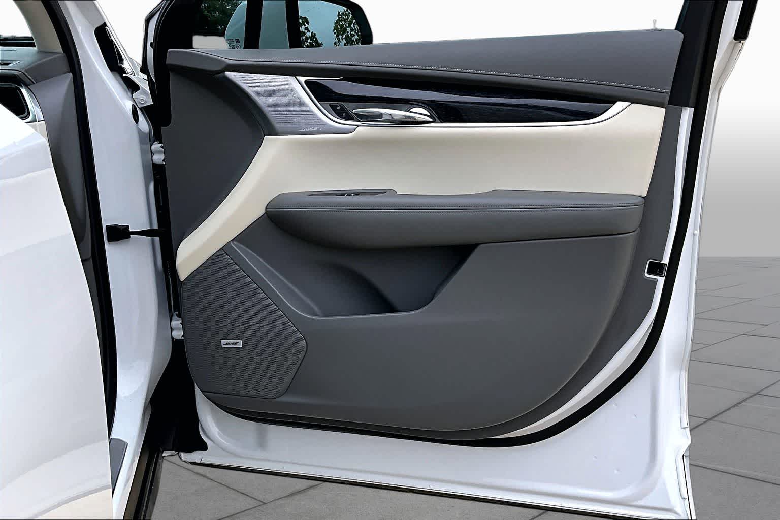 2022 Cadillac XT6 Premium Luxury Crystal White Tricoat at Westside Kia