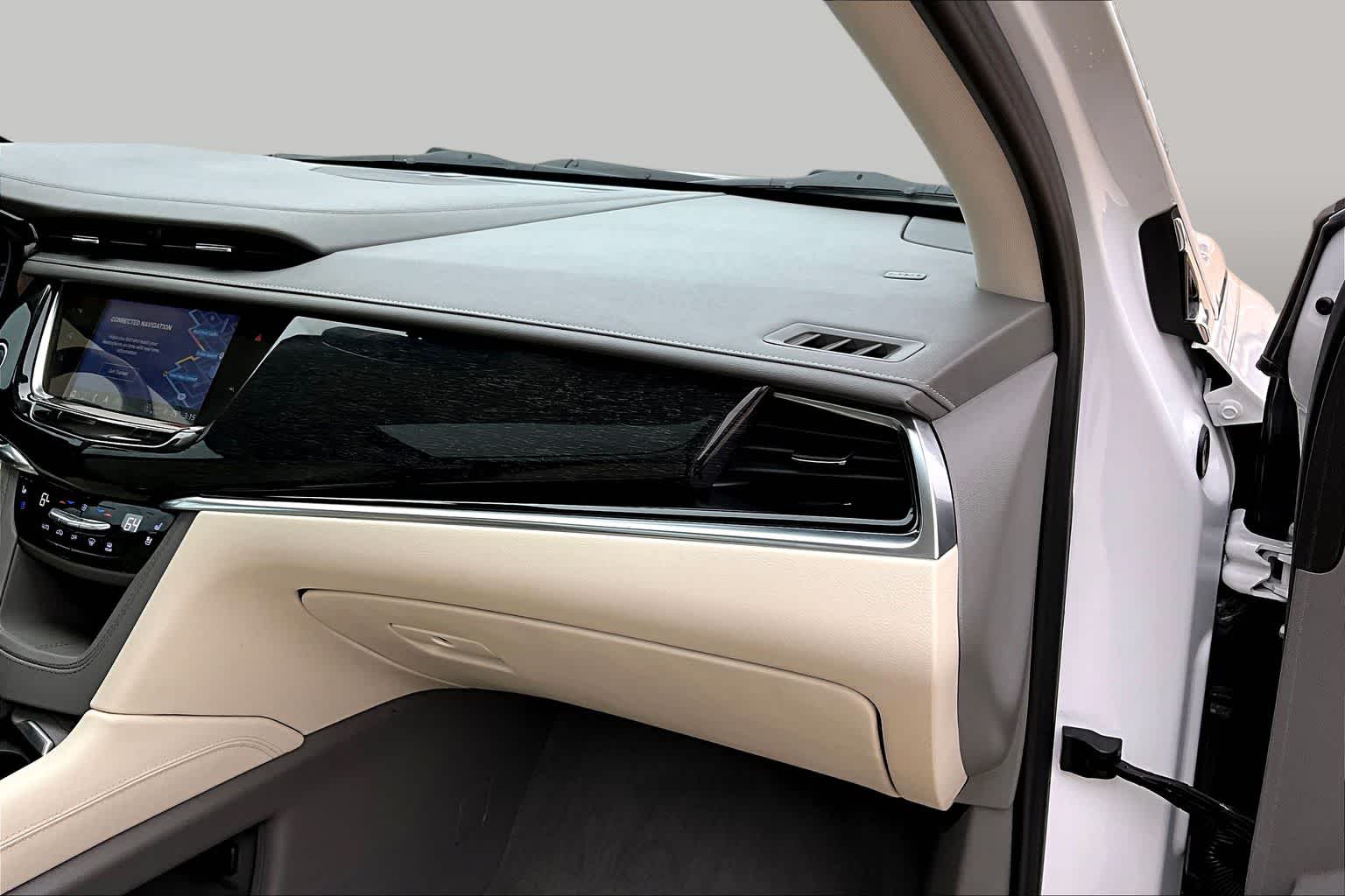 2022 Cadillac XT6 Premium Luxury Crystal White Tricoat at Westside Kia