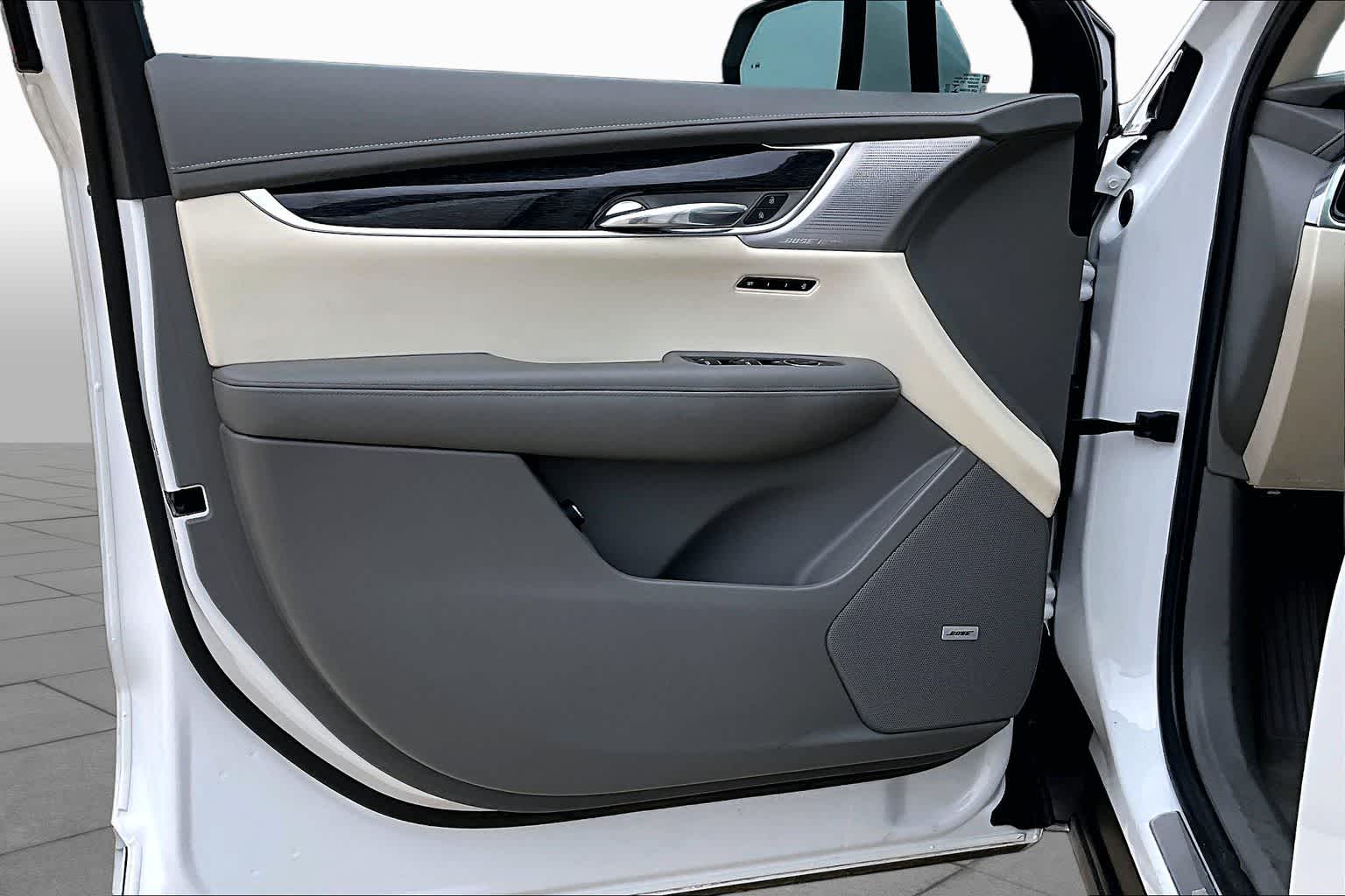 2022 Cadillac XT6 Premium Luxury Crystal White Tricoat at Westside Kia