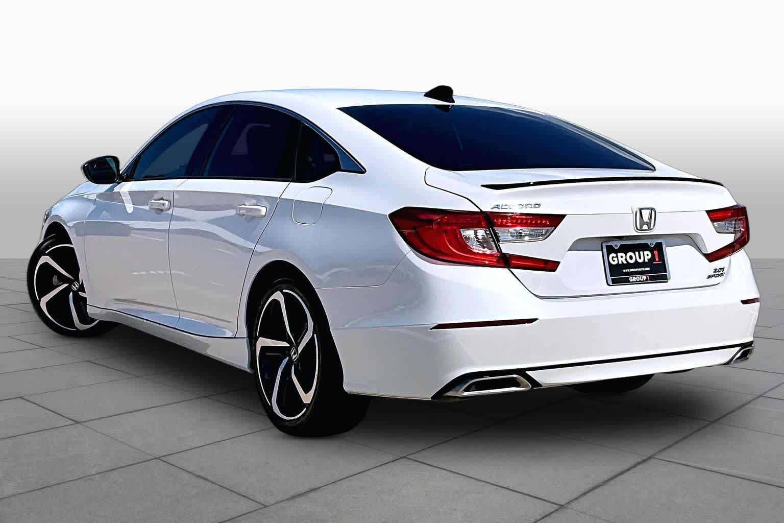 2021 Honda Accord Sedan photo 12 of 36