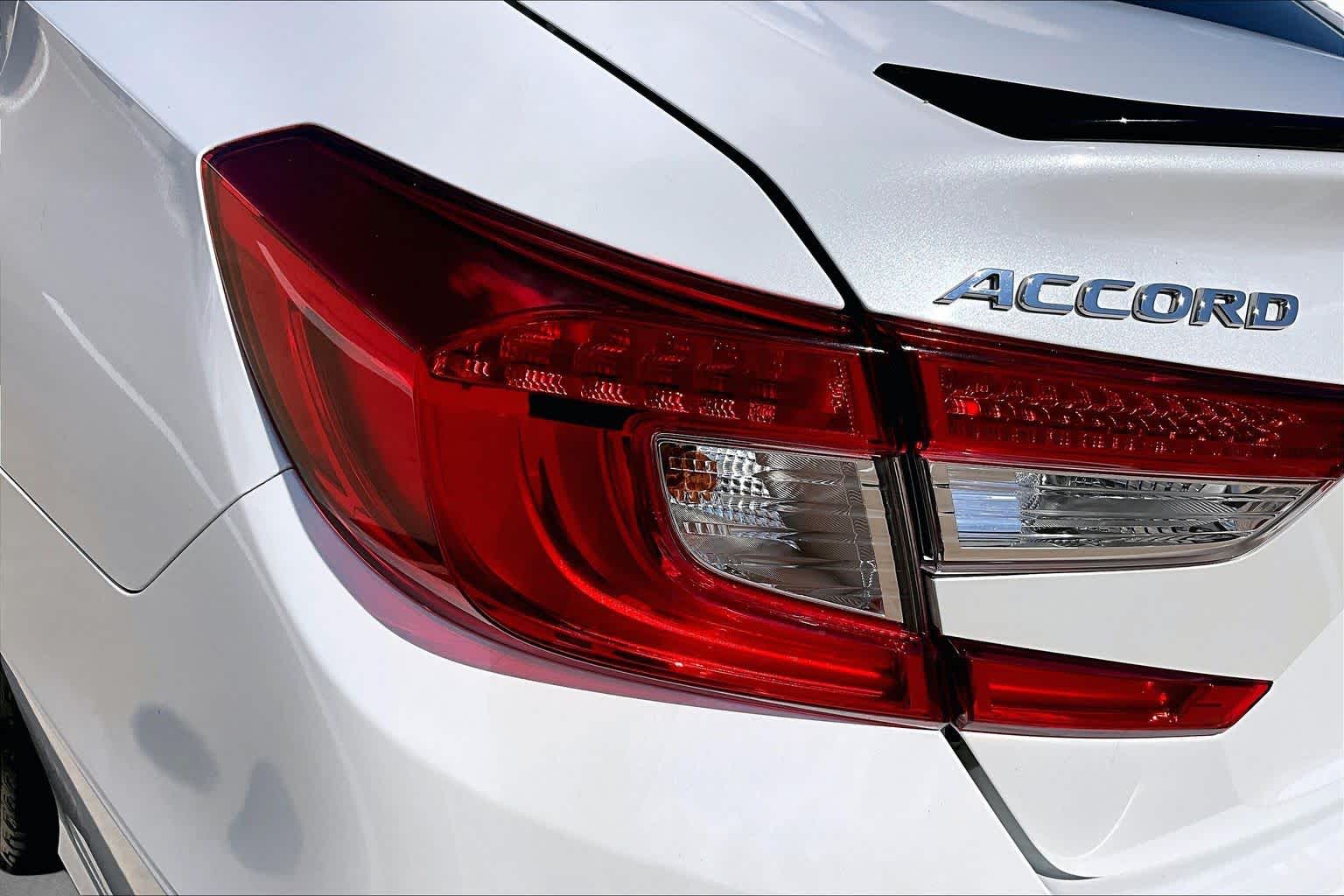 2021 Honda Accord Sedan photo 29 of 36