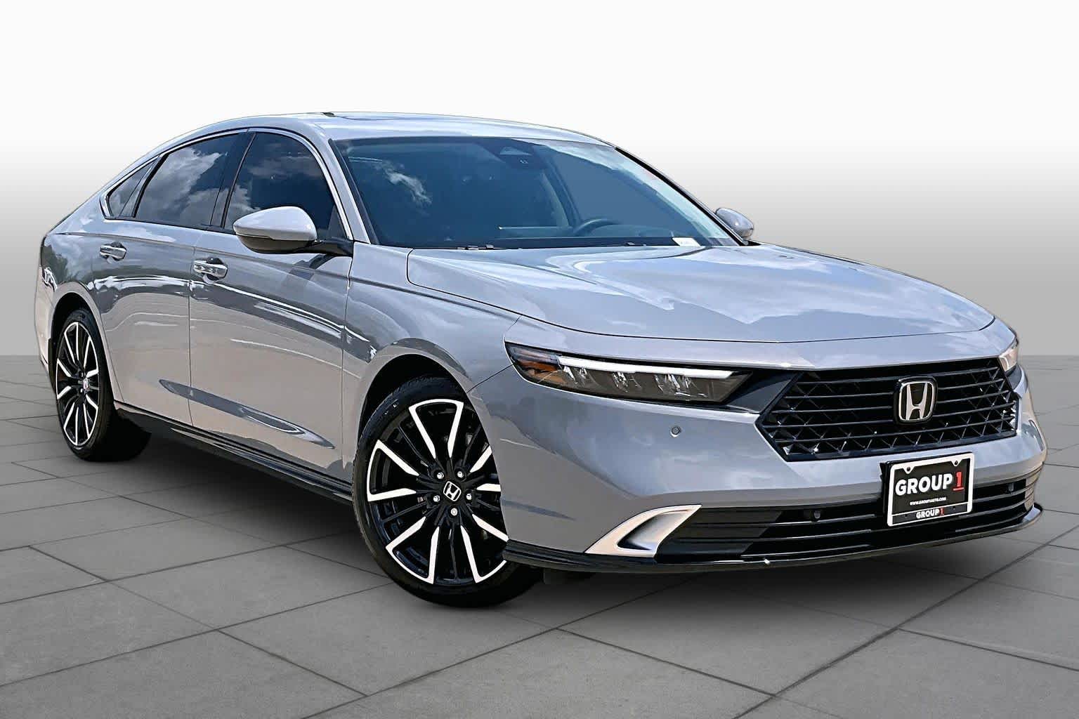 2025 Honda Accord Hybrid Touring Urban Gray Pearl at Beck & Masten Kia