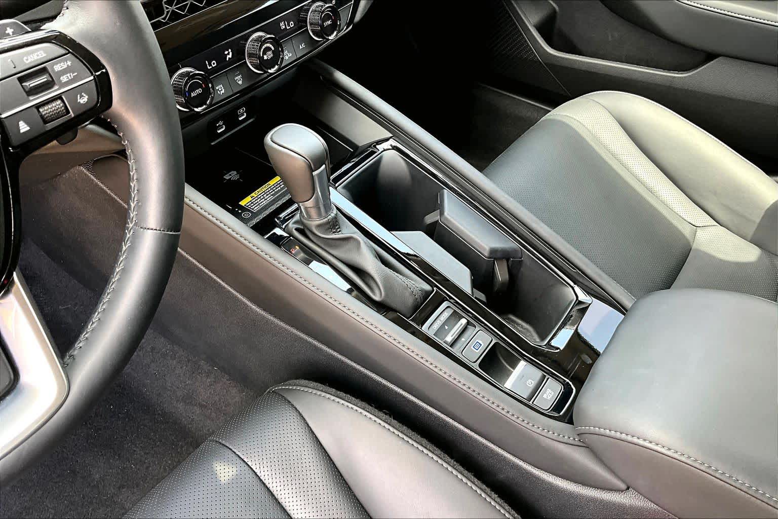 2025 Honda Accord Hybrid Touring Urban Gray Pearl at Beck & Masten Kia